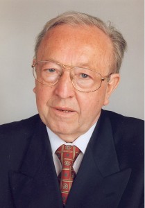 Bild 1 Prof.Dr.Dr. G.Grundke,2008,Quelle Foto Herbst